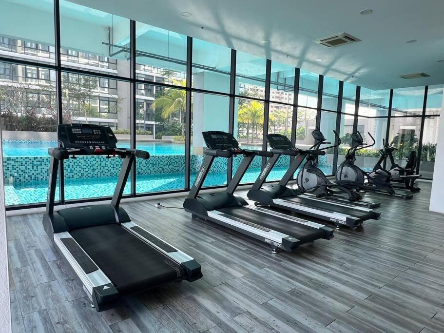 Apartment Premium Cozy Near Mid Valley