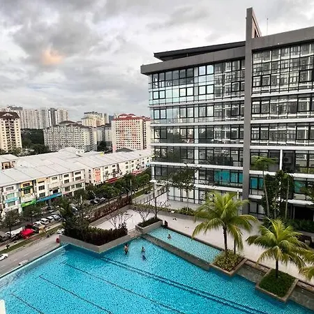 Premium Cozy Studio Near Mid Valley Kuala Lumpur Exterior photo